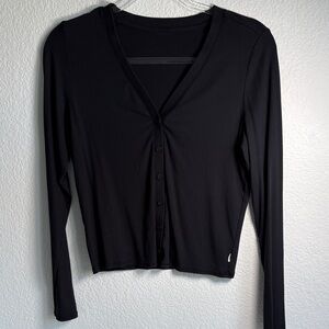 Vuori Black Long Sleeve Crop Top